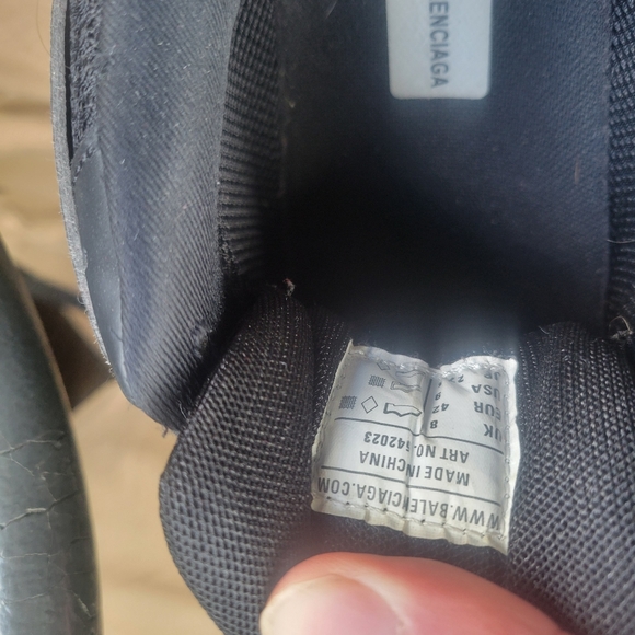 Balenciaga black track shoes size 9. - Picture 1 of 5